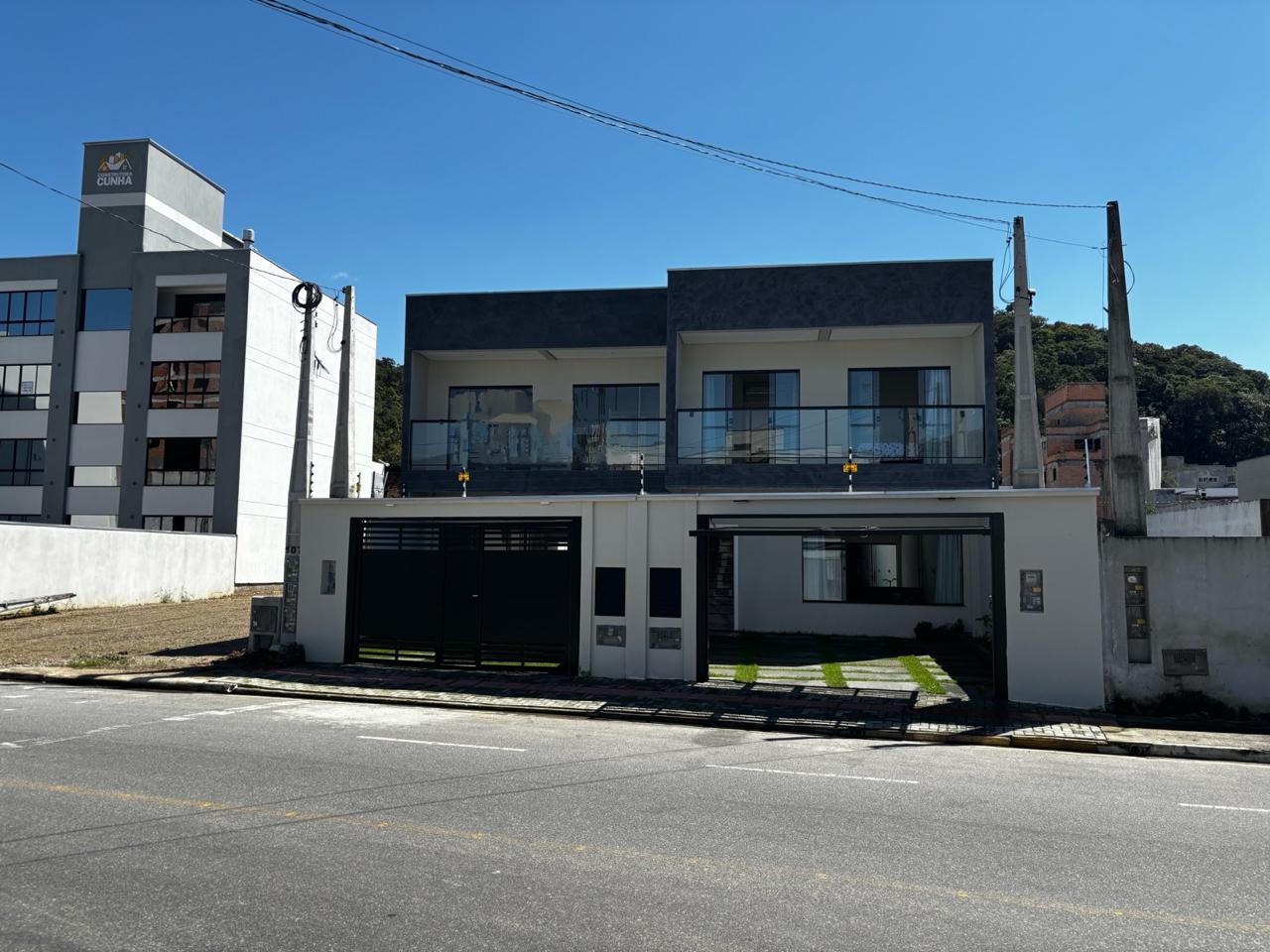 Casa a venda em Camboriú