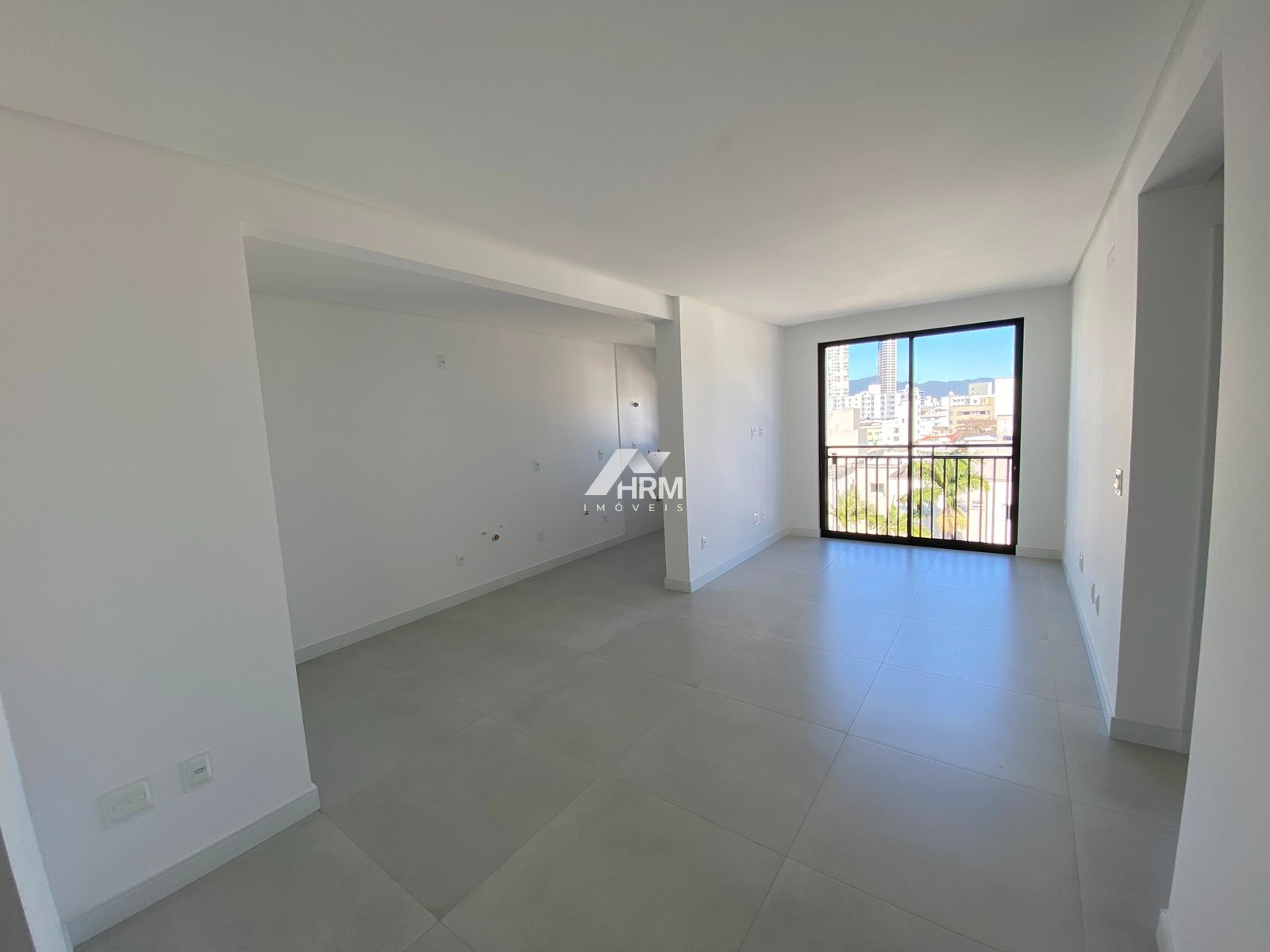 Apartamento de 02 quartos, Nações, Balneário Camboriú