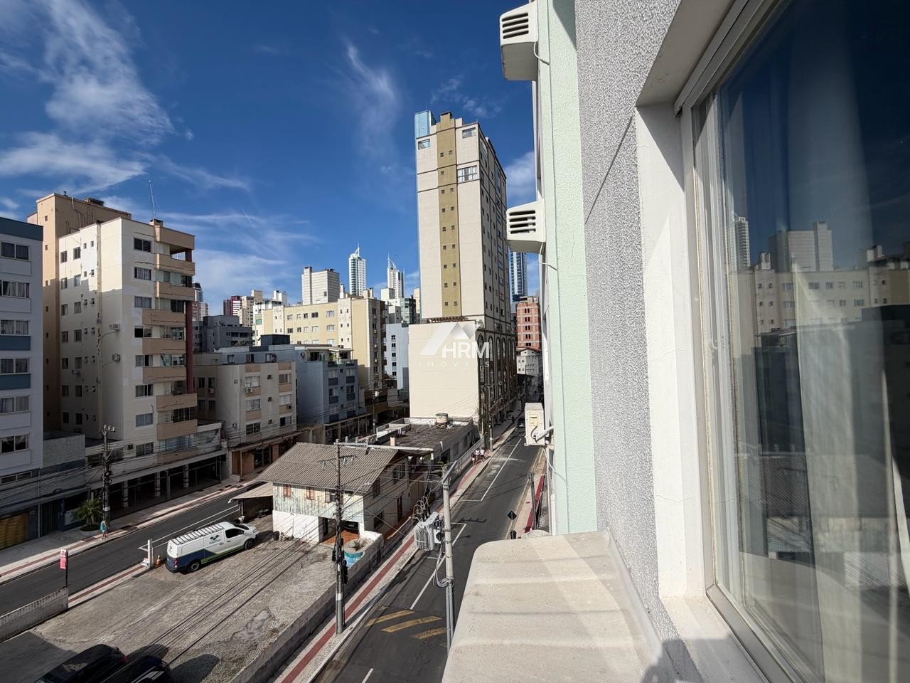 Apartamento 1 dormitório, mobiliado centro Balneário Camboriú.