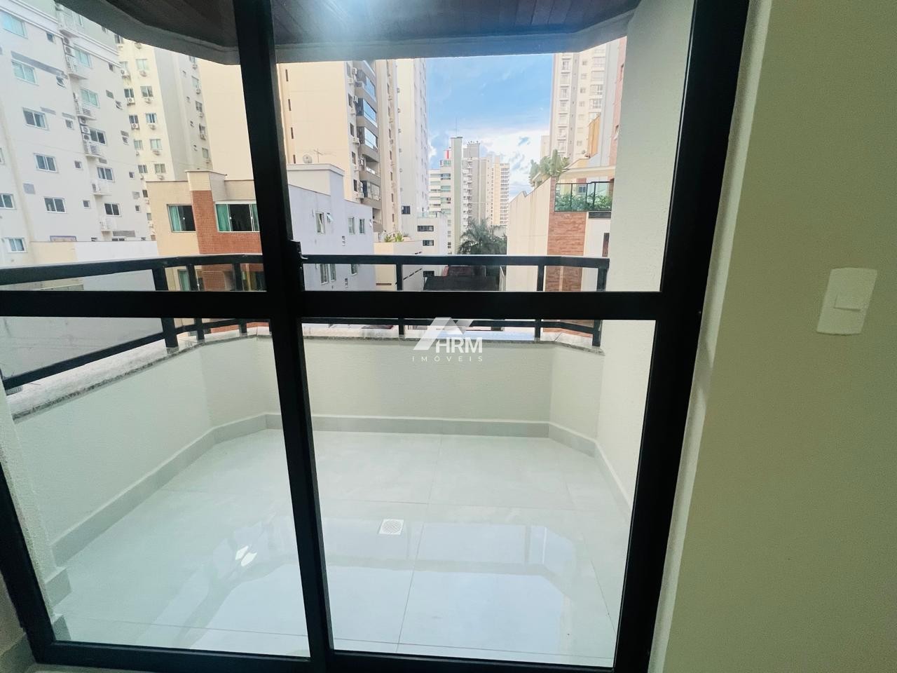 Apartamento 03 quartos a venda Balneário Camboriú