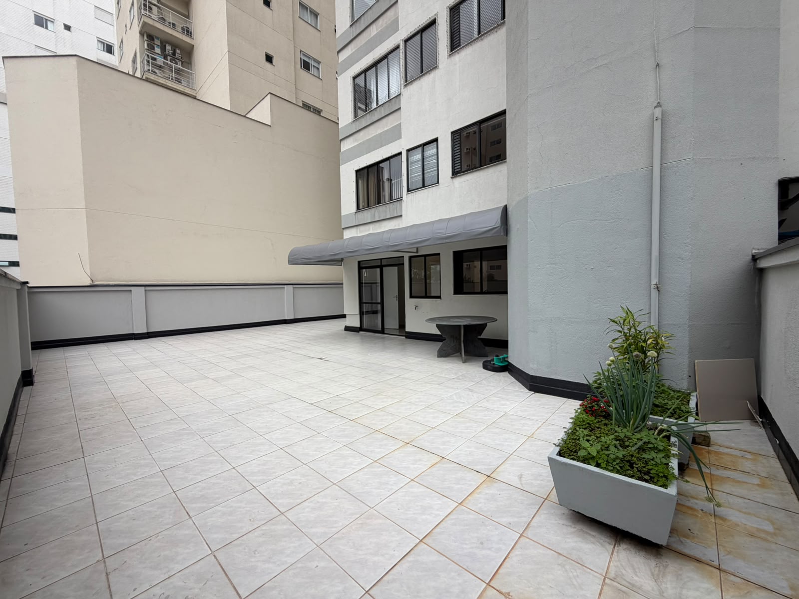 Apartamento diferenciado de 3 quartos em Balneário Camboriú.