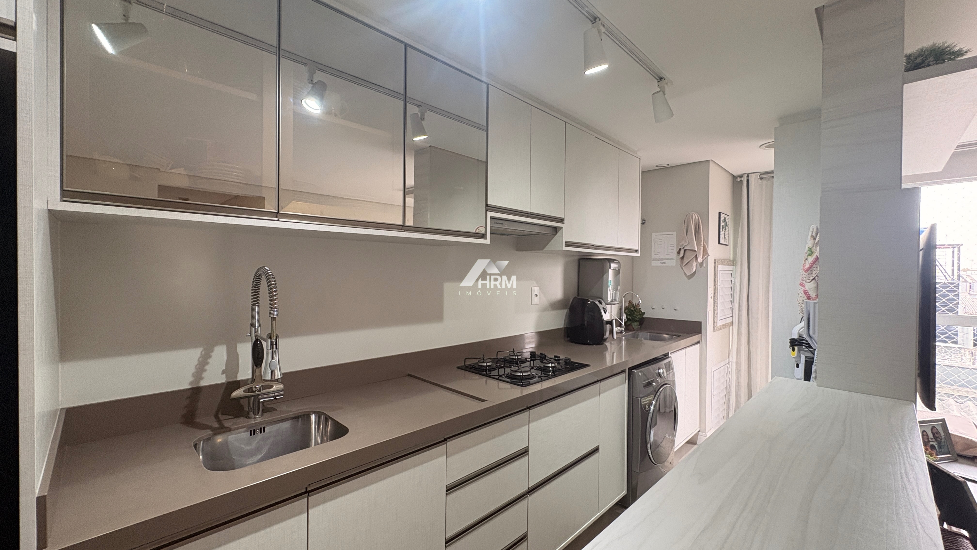 Apartamento mobiliado com lazer completo no São João - Itajaí