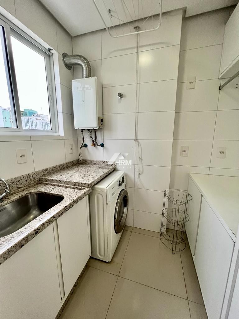 Apartamento mobiliado, com jacuzzi privativa, em Balneário Camboriú