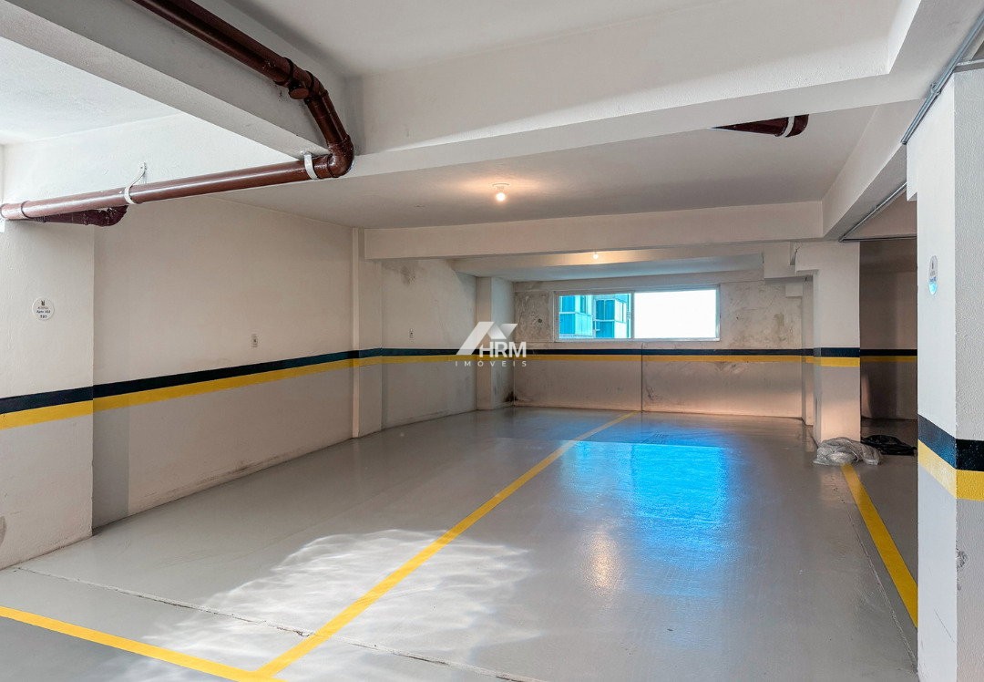 Apartamento de 03 Suítes na Av. Atlântica, Balneário Camboriú.