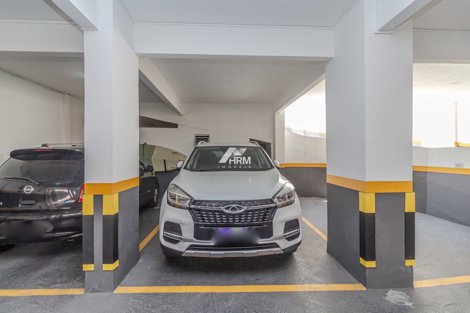 Apartamento com 2 quartos, sendo 1 suíte no Centro de Balneário Camboriú.