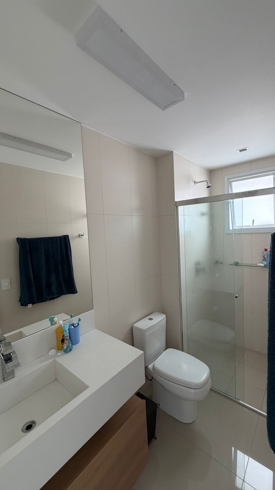 Apartamento mobiliado com 03 suítes no Phoenix Tower em Balneário Camboriú.
