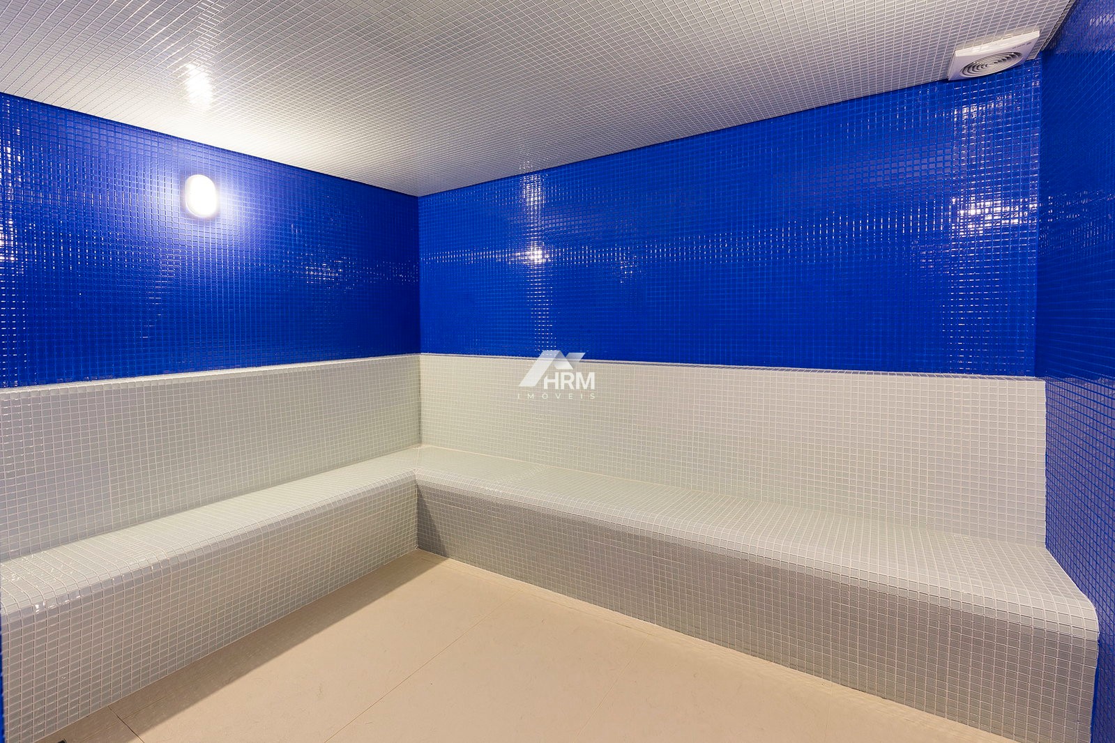 Apartamento Com Vista Panorâmica - Av. Brasil - Balneário Camboriú.