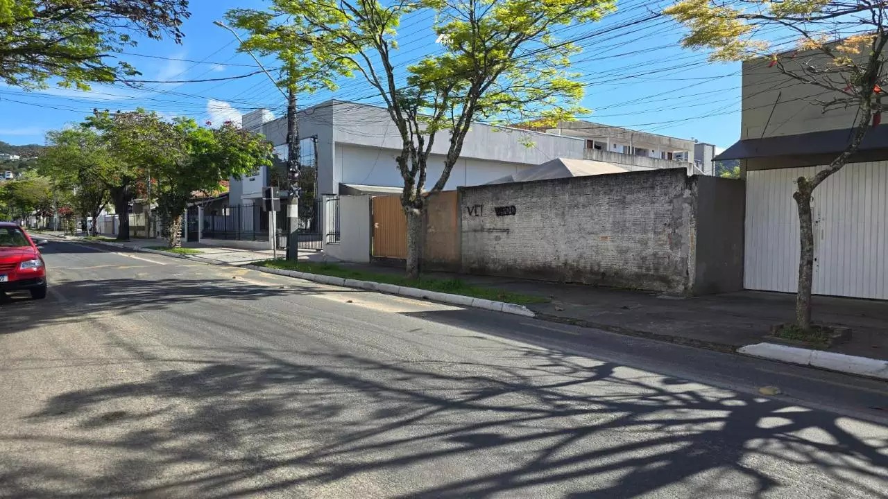 Terreno a venda em Balneário Camboriú