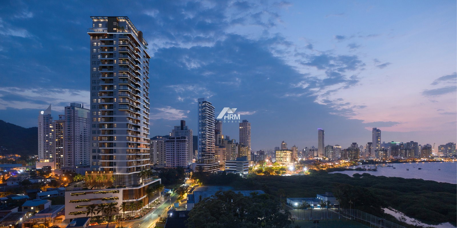 Apartamento com Vista Panorâmica e 03 Suítes. Fazenda, itajaí.