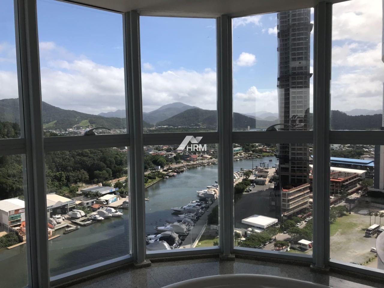Apartamento Frente Mar Sem Mobília de 237 m² com 4 Suítes no Edifício Ibiza Tower, Barra Sul