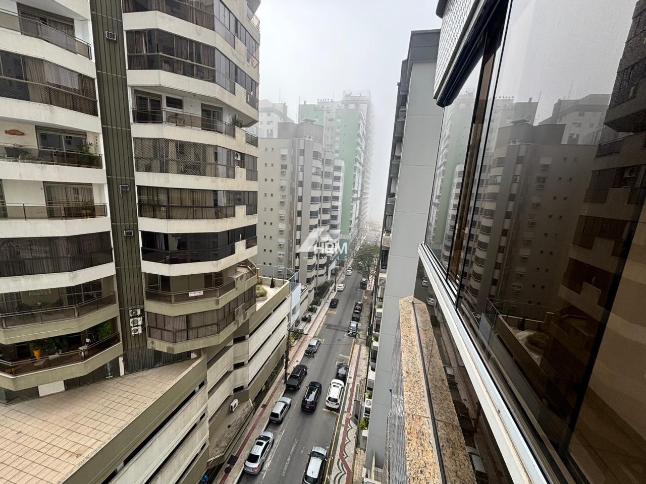 Apartamento a venda 03 quartos em Balneário Camboriú