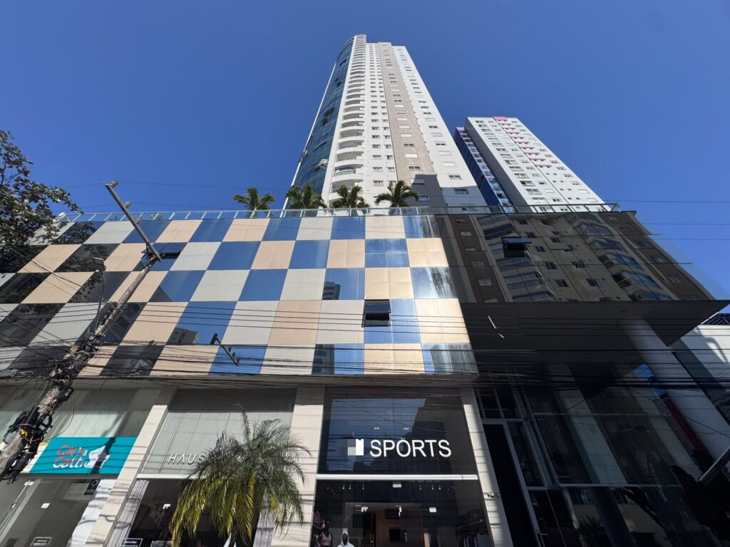 Apartamento Portinax Centro de Balneário Camboriú Mobiliado